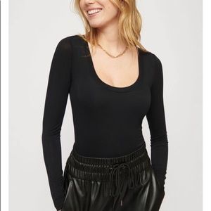 Black long sleeve scoop neck bodysuit